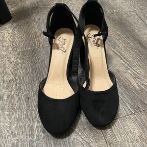 Black Women's Shoes